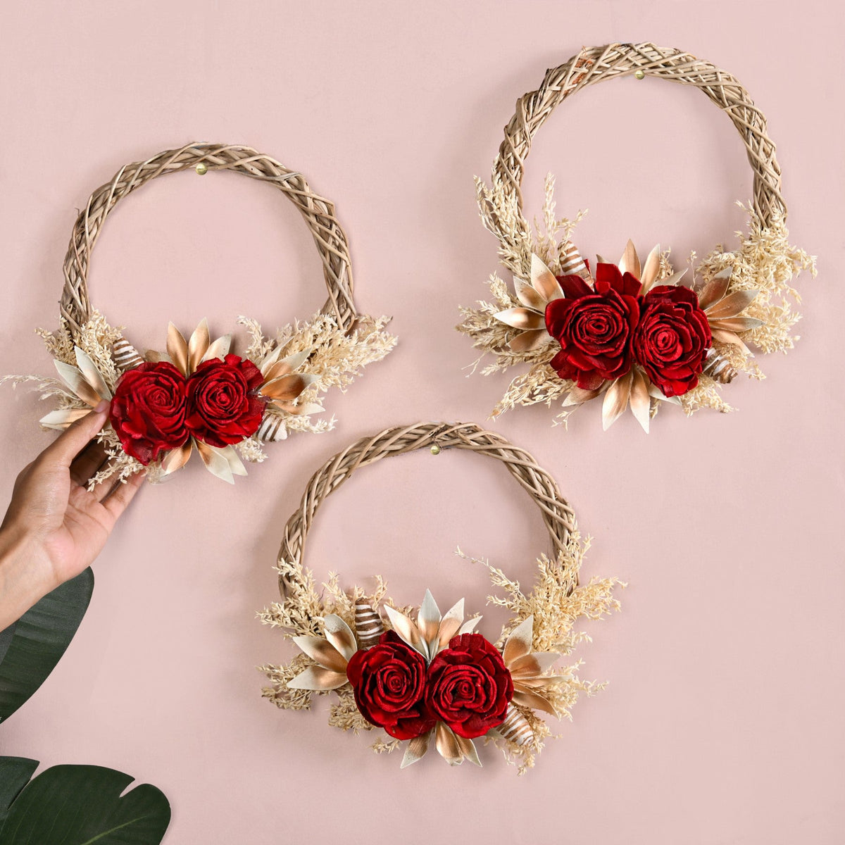 Sustainable Rose Wreath Set Of 3 Nestasia
