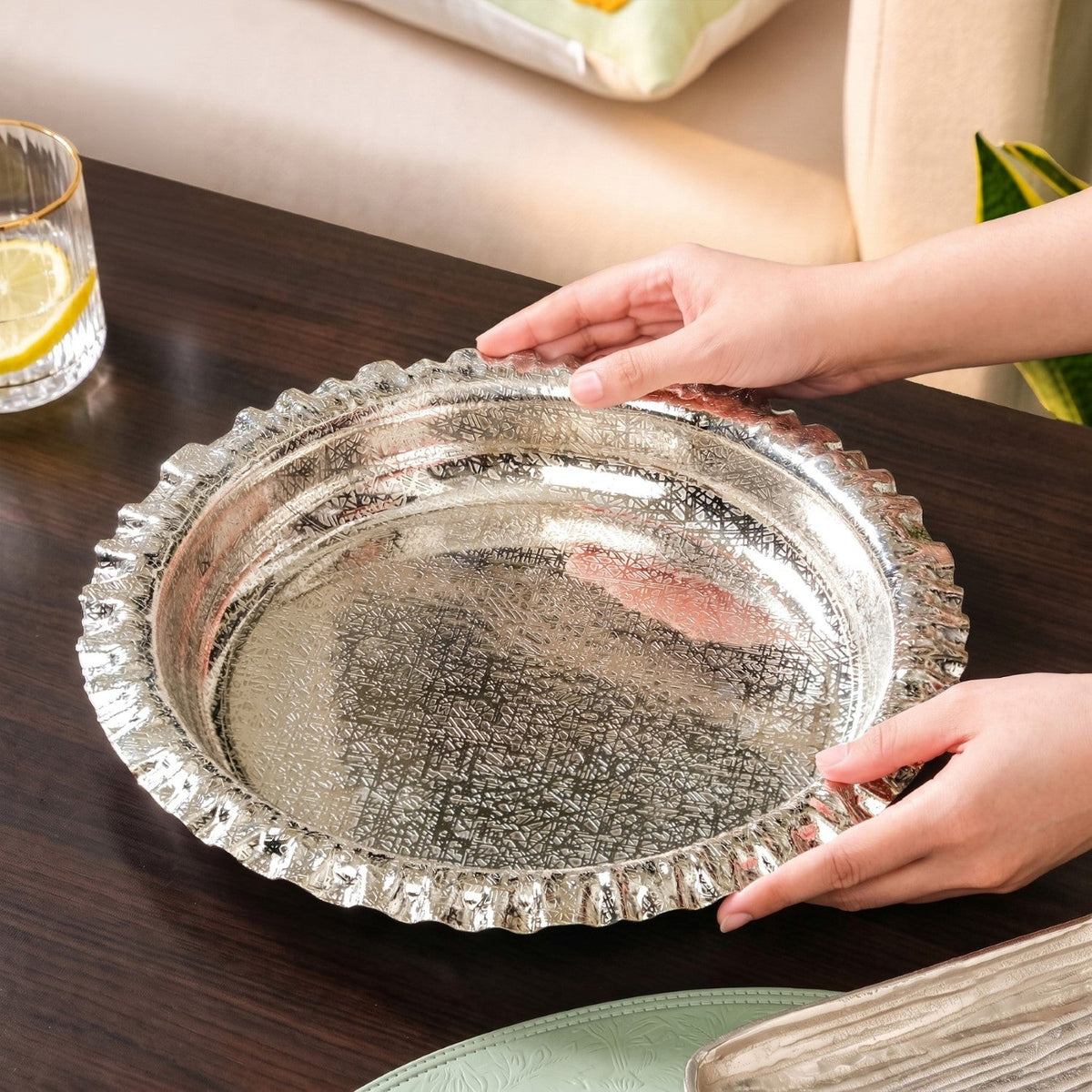 Symphony Ruffled Silver Urli 31cm Nestasia