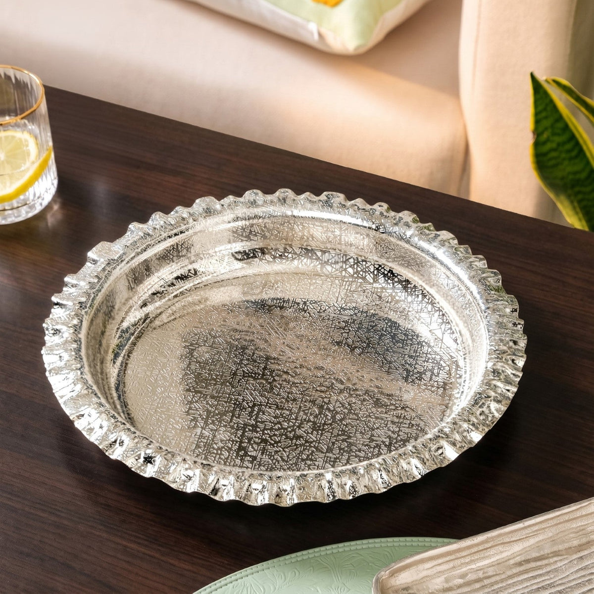 Symphony Ruffled Silver Urli 31cm Nestasia
