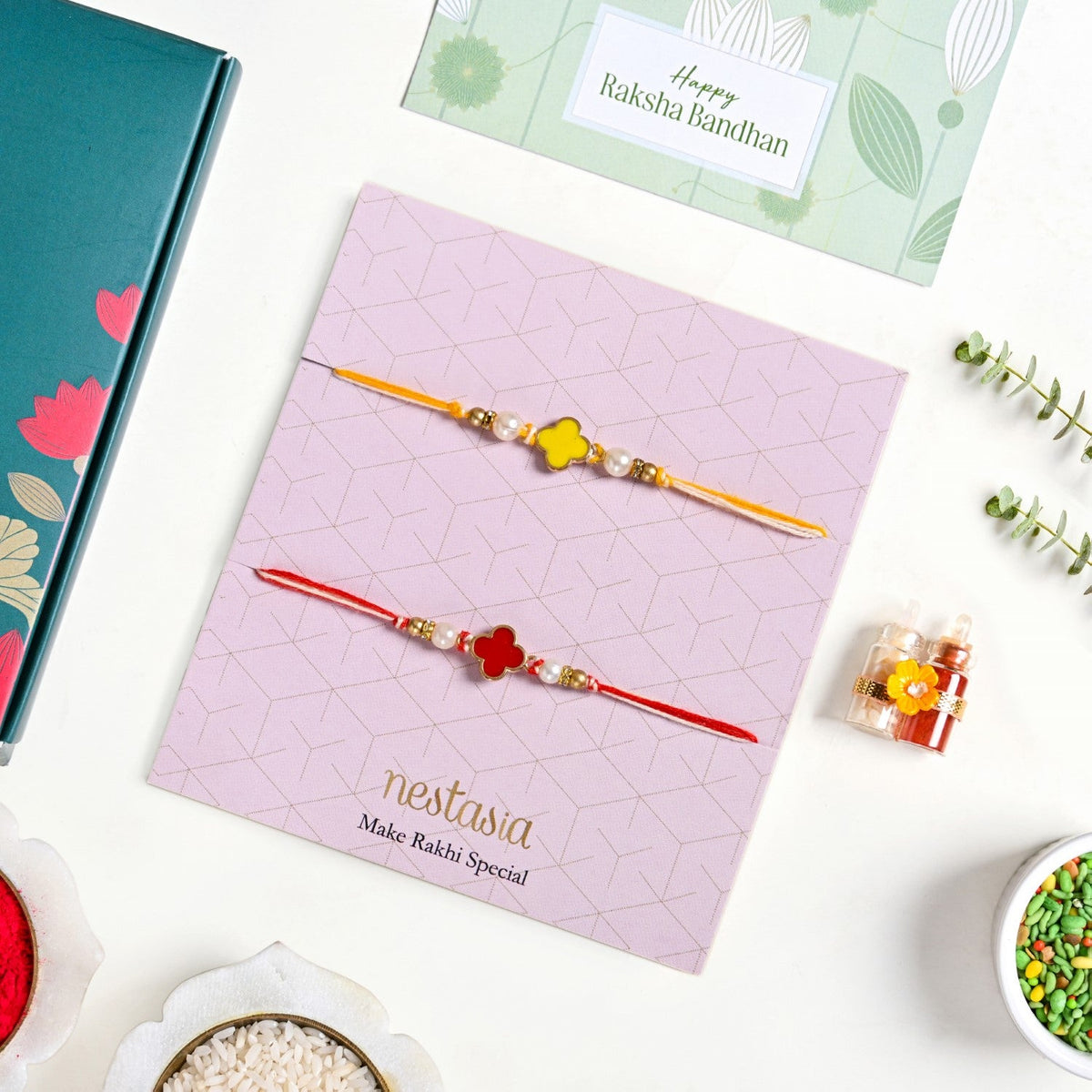 Classic Clover Mauli Rakhi Gift Set Nestasia