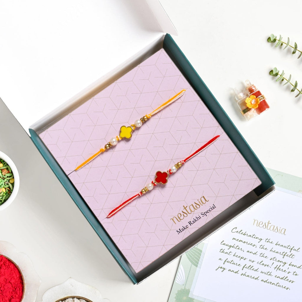 Classic Clover Mauli Rakhi Gift Set Nestasia