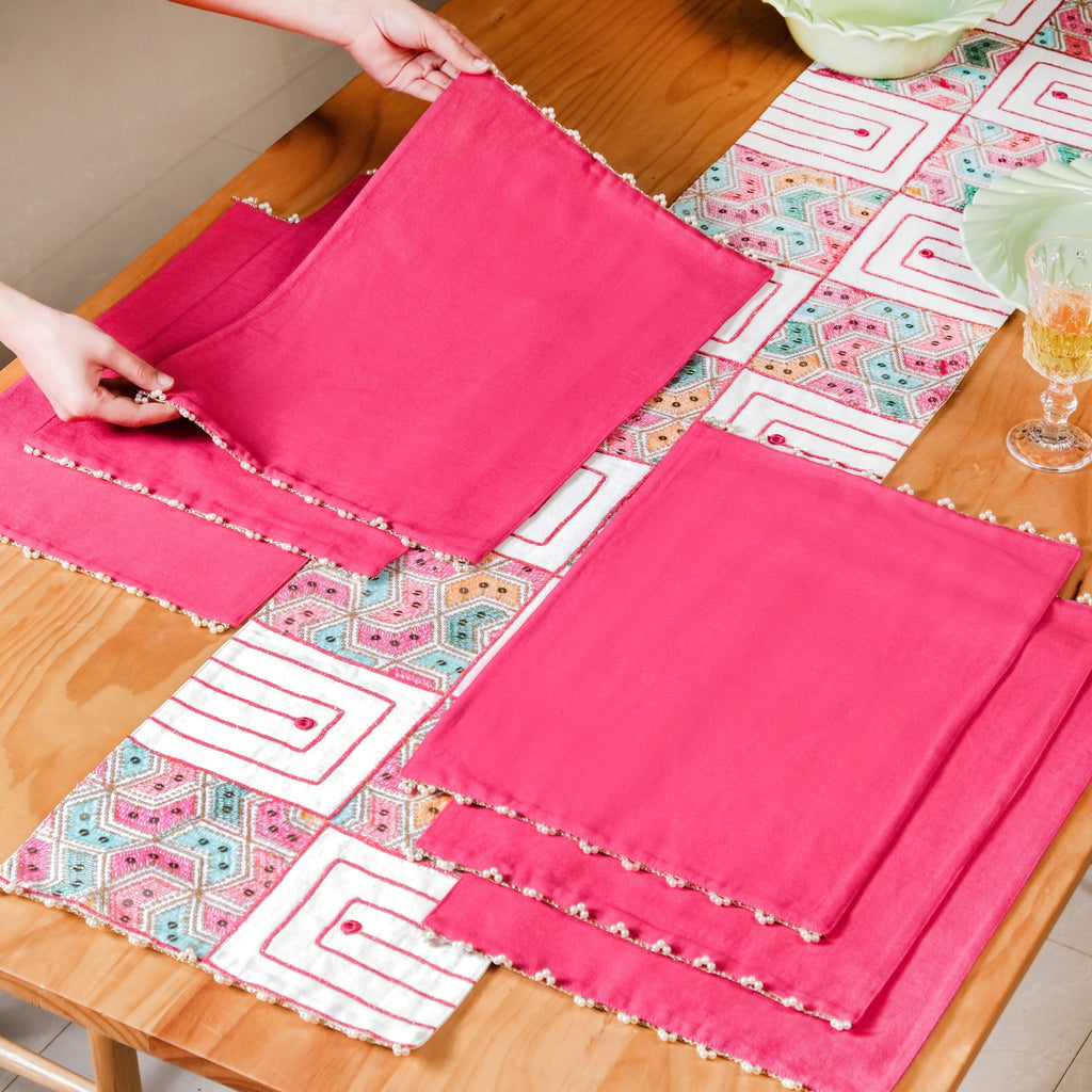 Set Of 7 Embroidered Vibrant Table Mats And Runner Set Nestasia