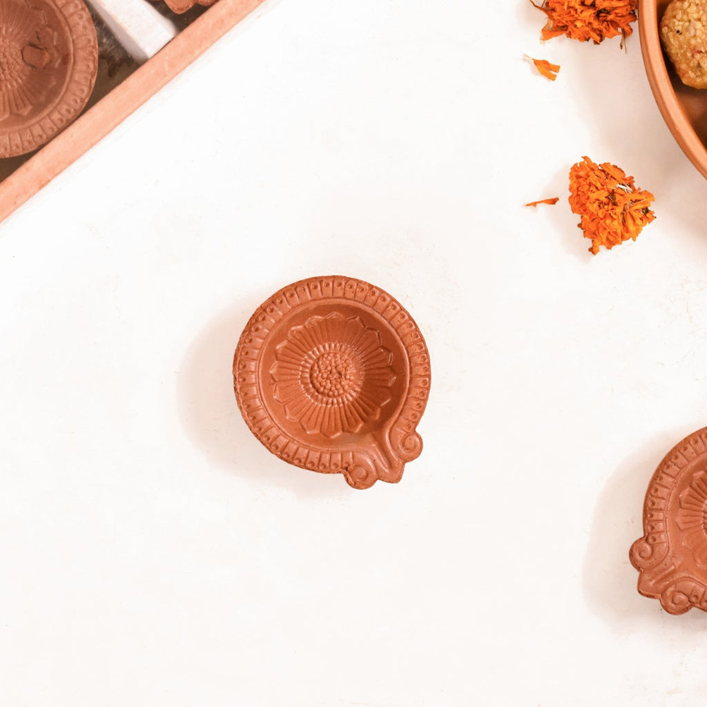 Sunflower Motif Pure Terracotta Clay Diyas Set Of 48 Nestasia