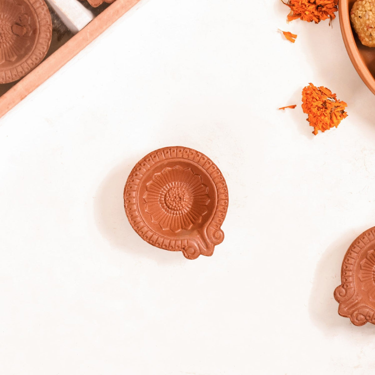 Sunflower Motif Pure Terracotta Clay Diyas Set Of 48 Nestasia