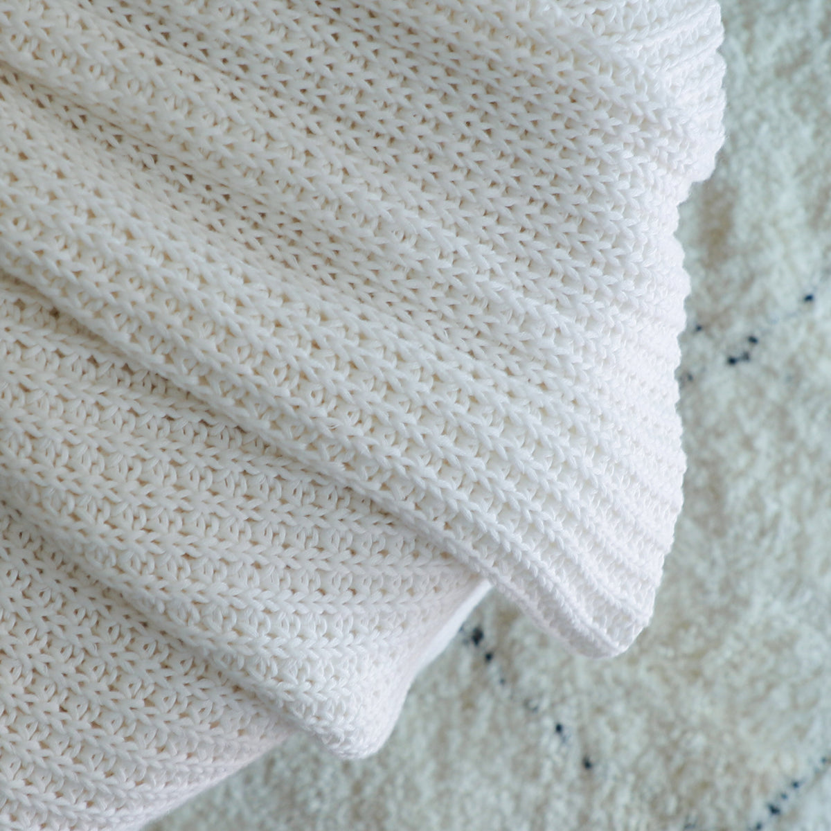 Throw blanket Nestasia