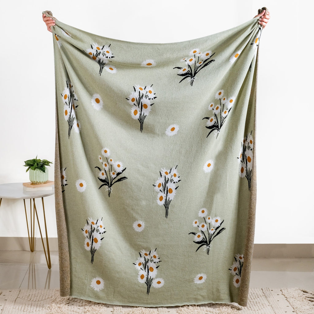 Daisy Delight Pure Cotton Throw Blanket Nestasia