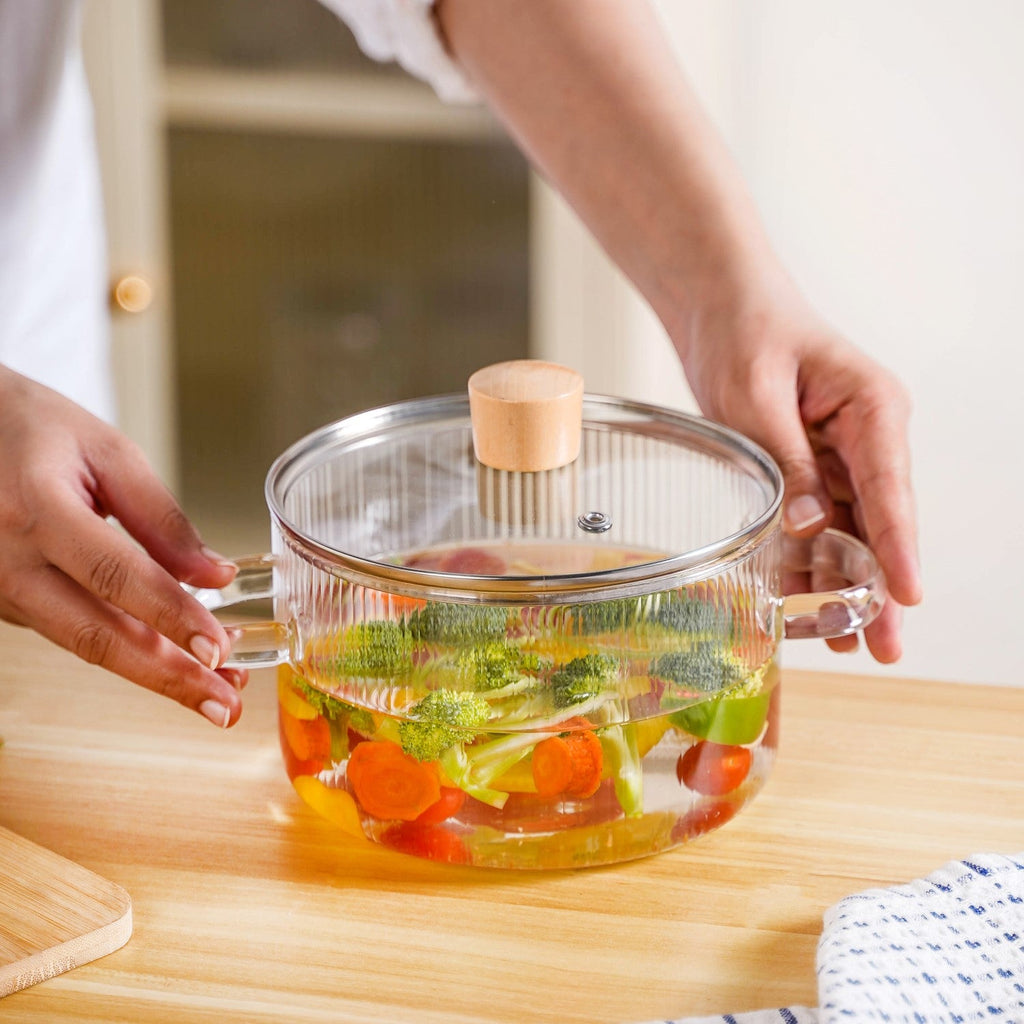Fluted Design Glass Cooking Pot With Lid 1800ml Nestasia