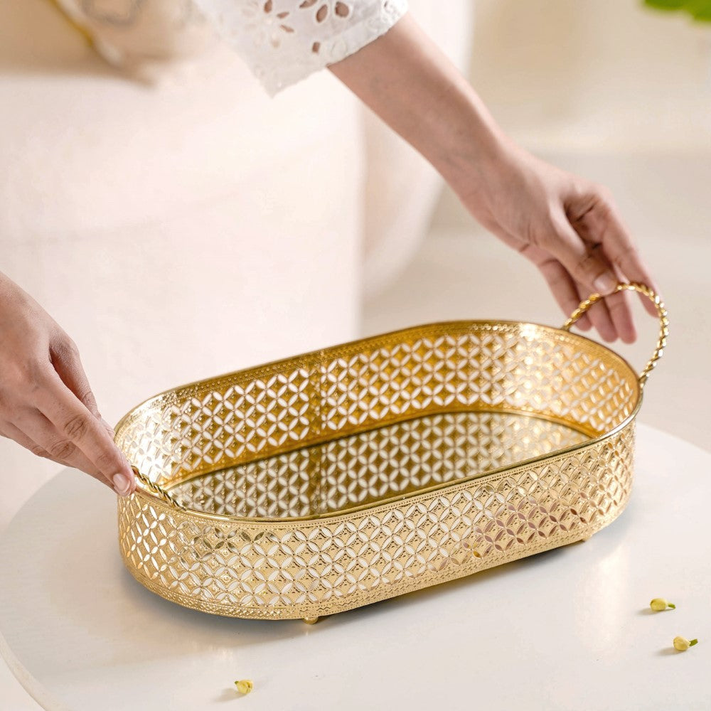 Gold Metal Oval Tray Large Nestasia