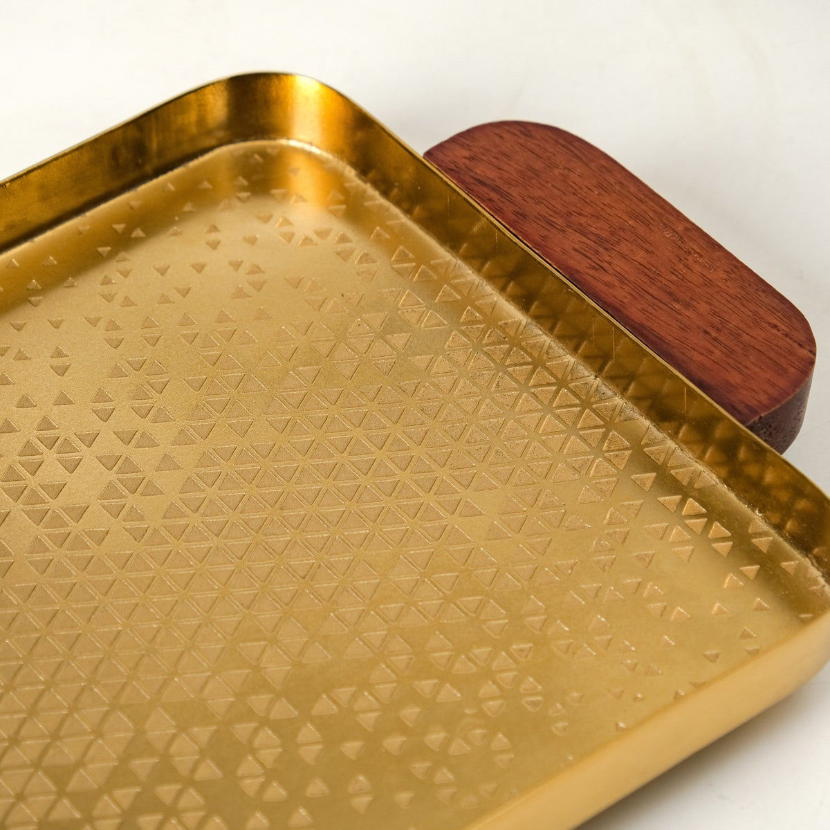 Geometric Embossed Rectangle Metal Tray With Wooden Handles Nestasia
