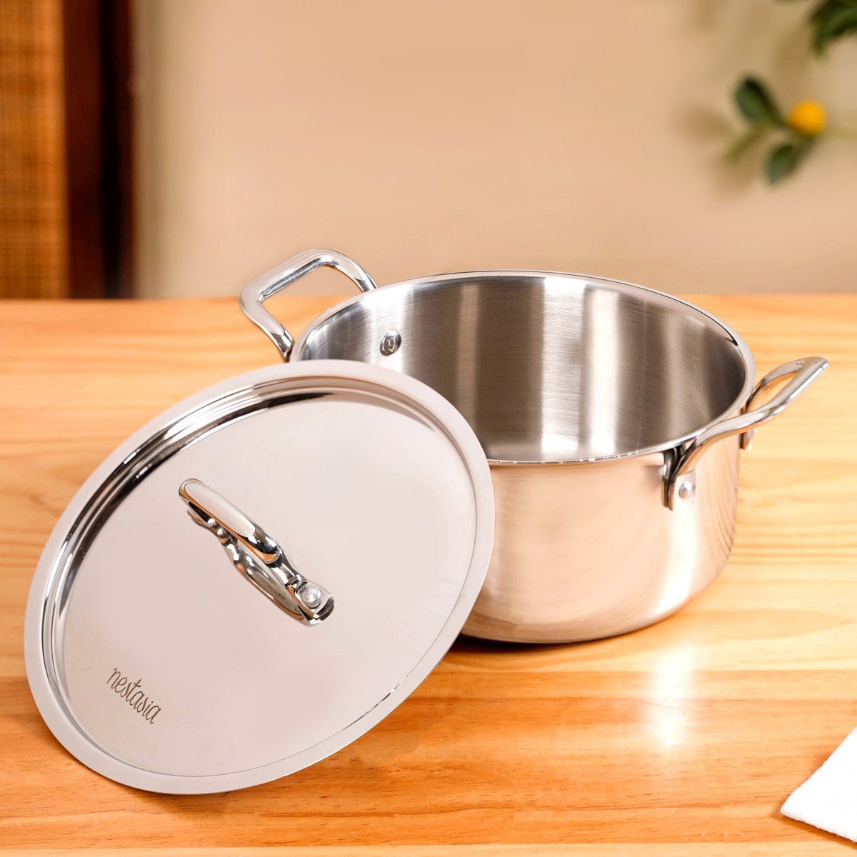 Tri Ply Stainless Steel Casserole Pot With Lid 4000ml Nestasia