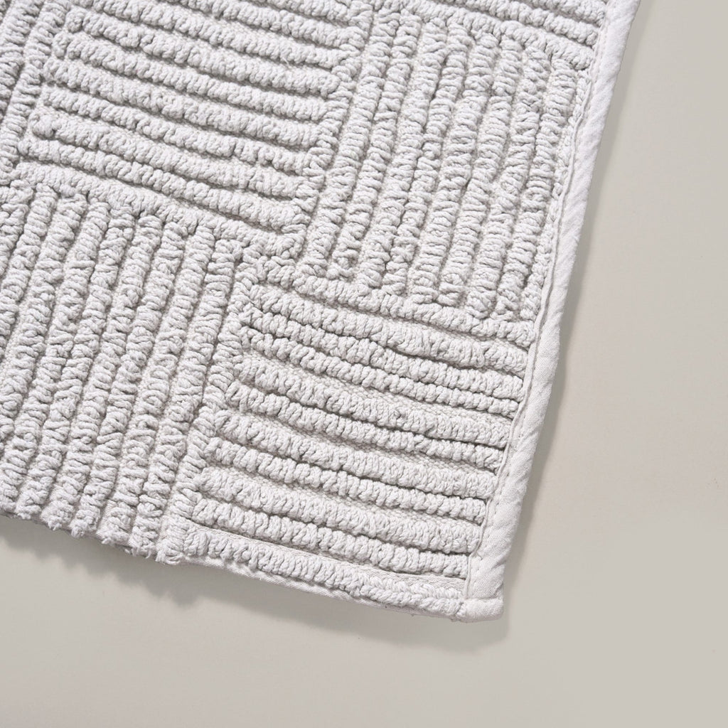 Tufted Cotton Reversible Floor Mat Light Grey 84x50cm Nestasia