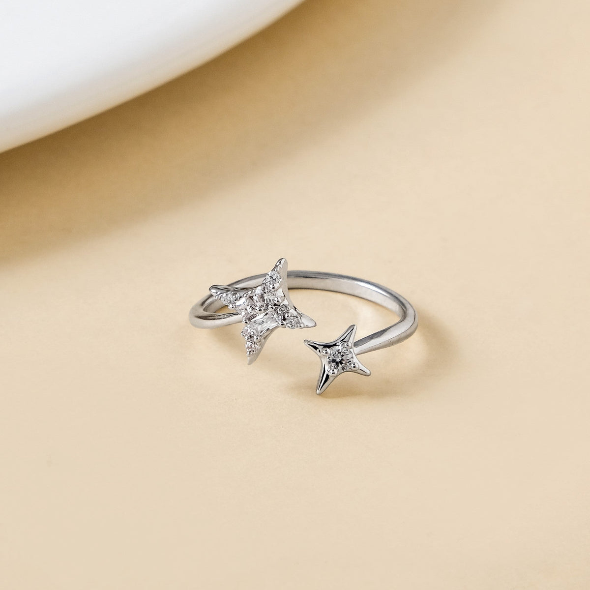 Twinkling Star Bypass Ring Silver Nestasia