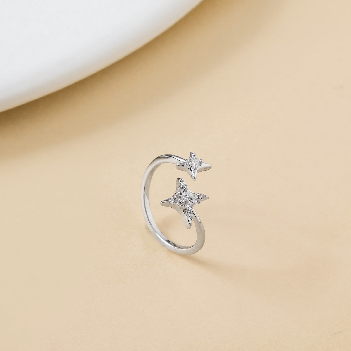 Twinkling Star Bypass Ring Silver Nestasia
