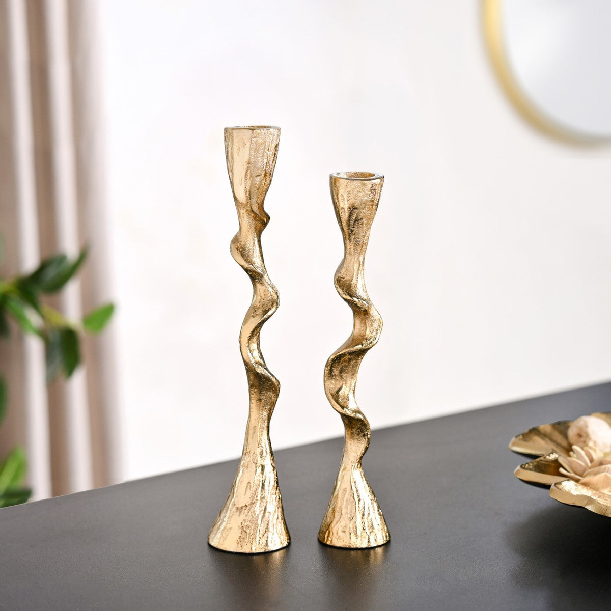 Twirl Table Candle Holder Set Of 2 Gold Nestasia