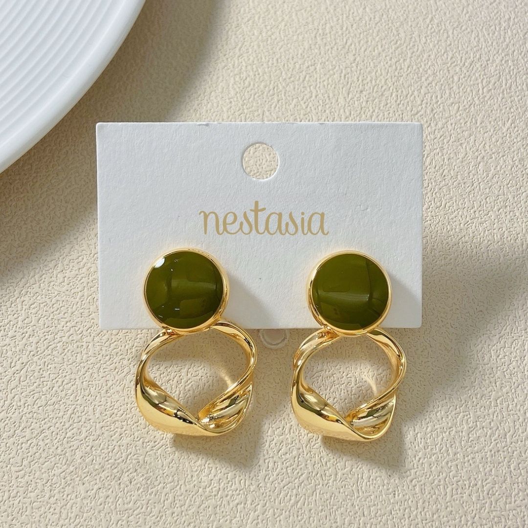 Twisted Grace Earrings Green Nestasia