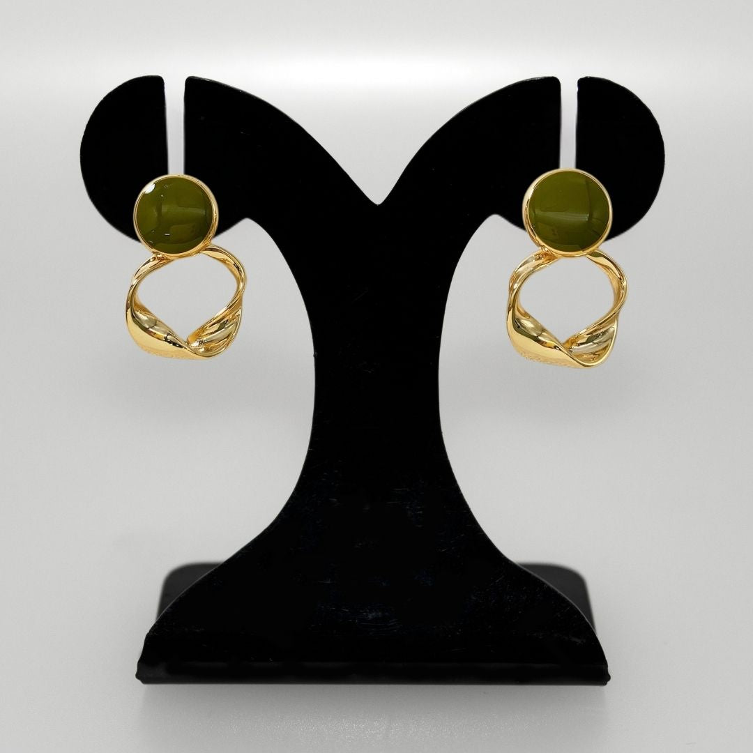 Twisted Grace Earrings Green Nestasia
