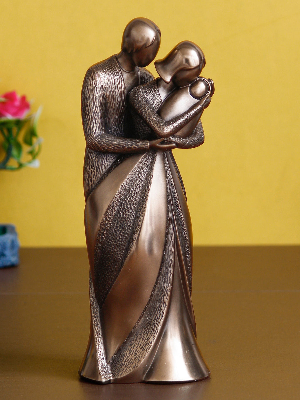 Brown Polyresin and Bronze Beloved Family of Husband, Wife and Kid Human Figurine Decorative Showpiece Kafalo