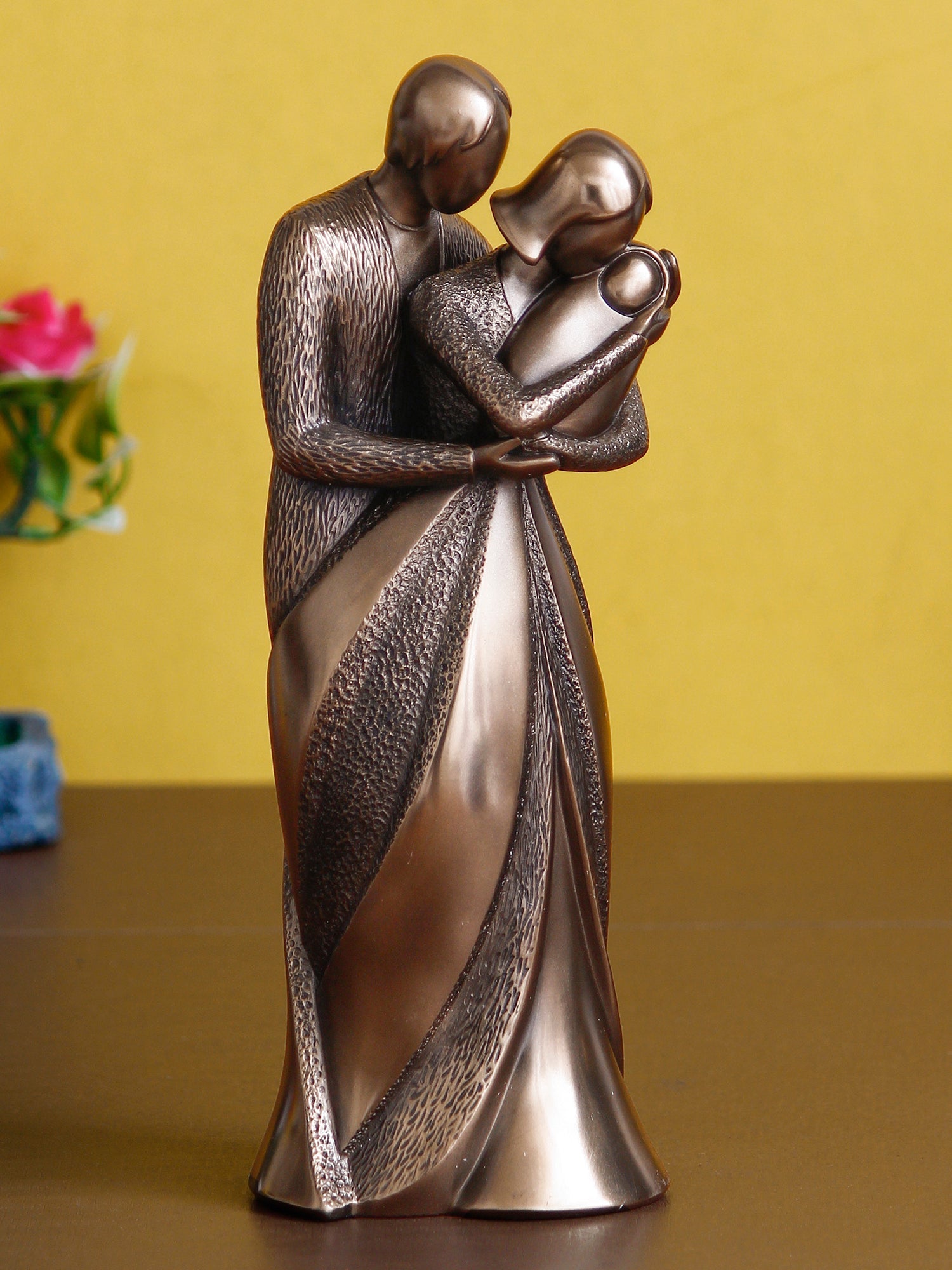Brown Polyresin and Bronze Beloved Family of Husband, Wife and Kid Human Figurine Decorative Showpiece Kafalo