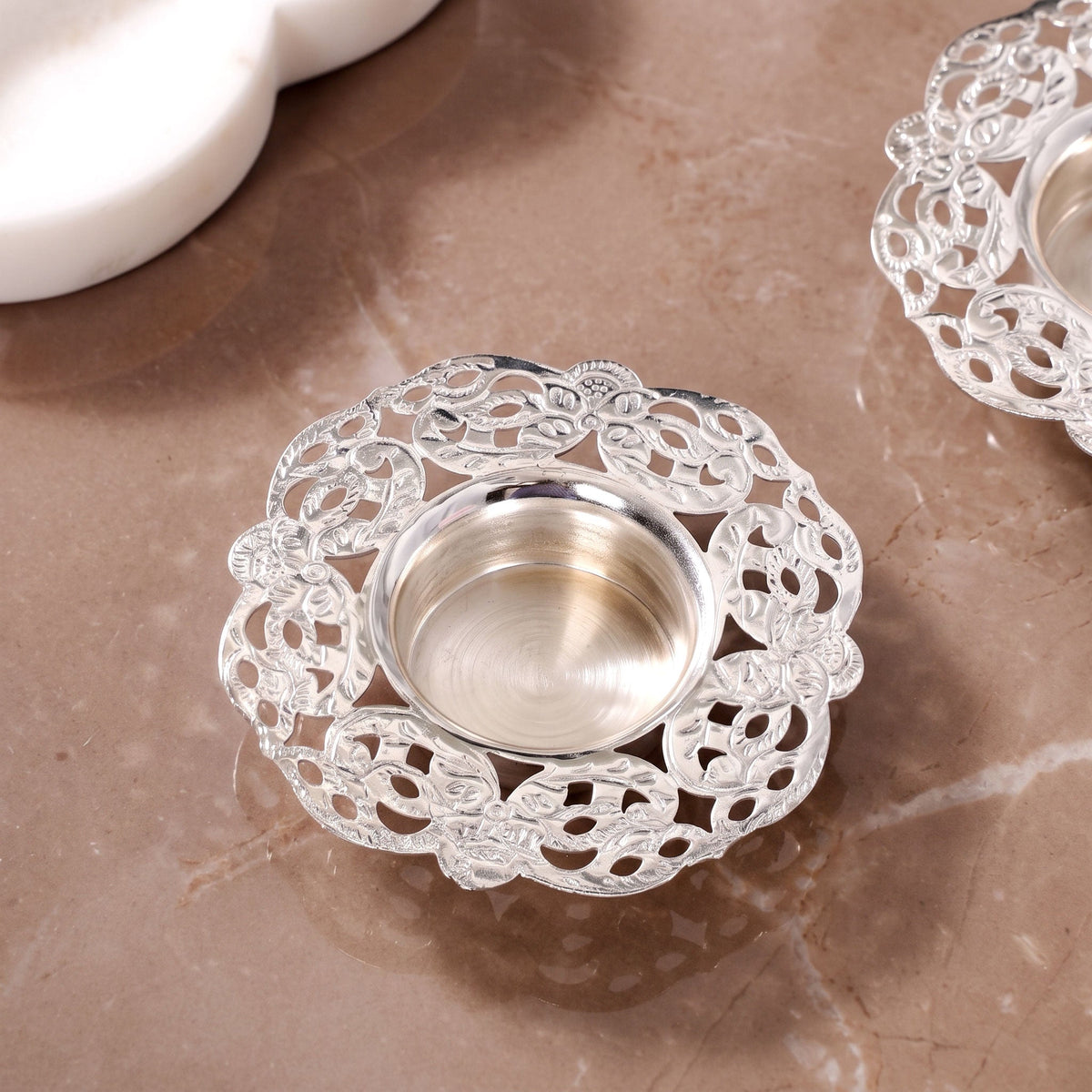 Radiance Silver Plated Brass Tealight Holder Set Of 2 In Gift Box Nestasia