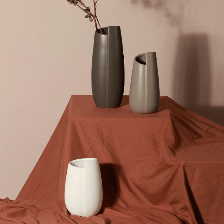 Abstract Pot Nestasia