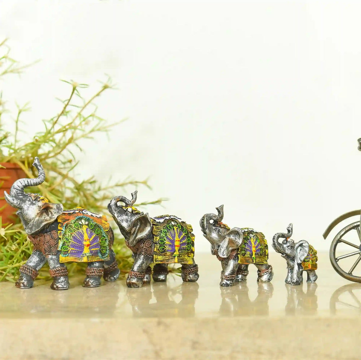 Polyresin Grey Elephant Family Set Vedansh Craft