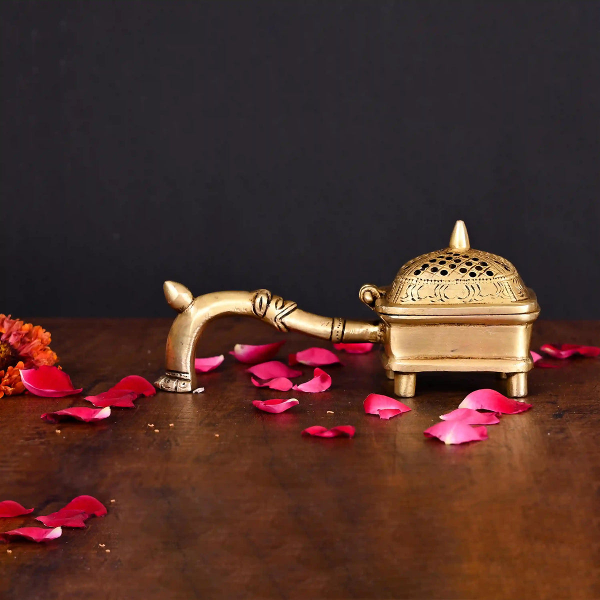 Brass Dhoop Dani & Incense Holder With Handle (3 Inch) Vedansh Craft