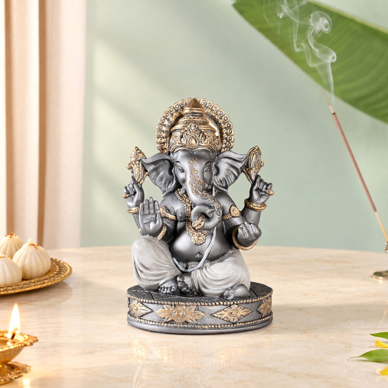 Vakratund Ganapati Bappa 19cm Nestasia