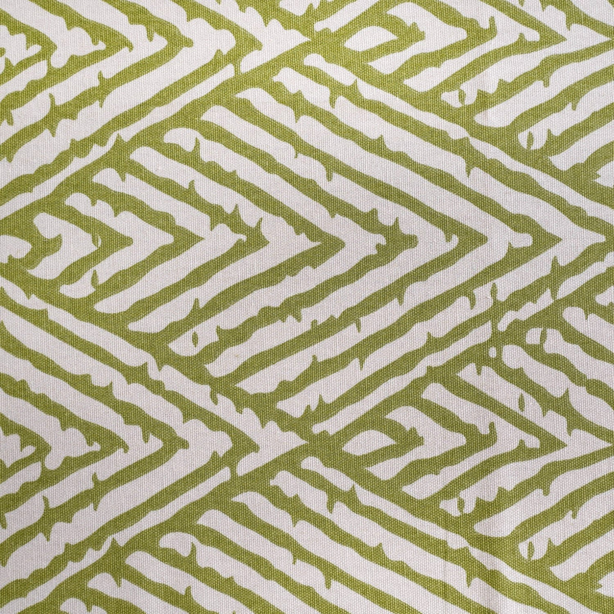 Valley Of Spring 6 Seater Table Cloth Green 217x168cm Nestasia