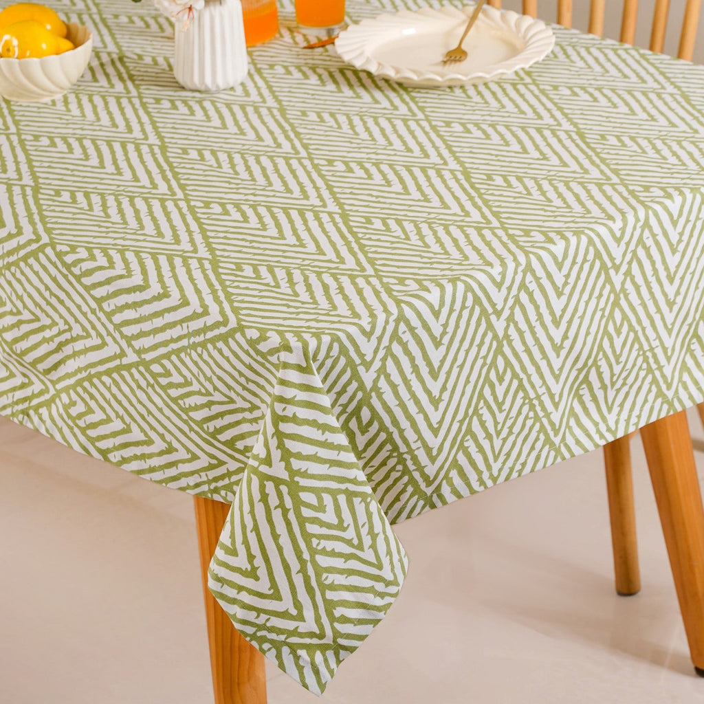 Valley Of Spring 6 Seater Table Cloth Green 217x168cm Nestasia