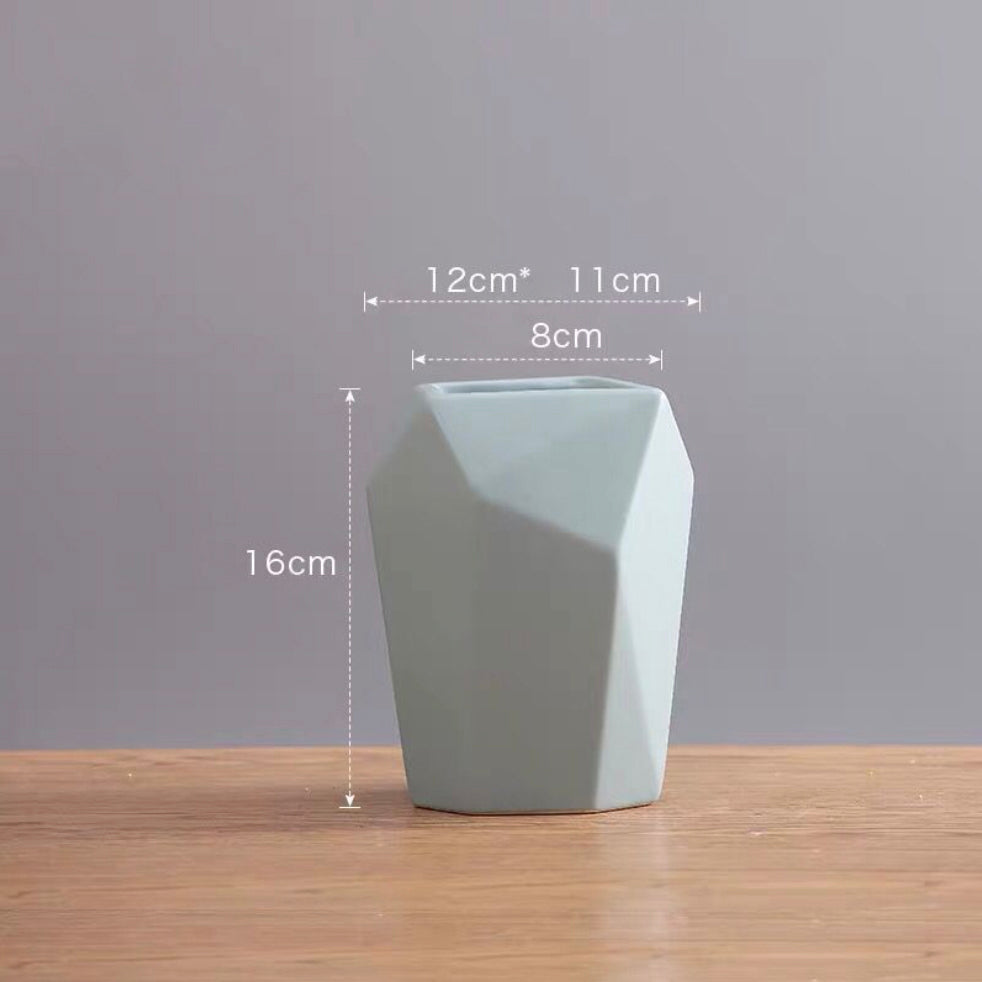 Vase For Decor Small Nestasia