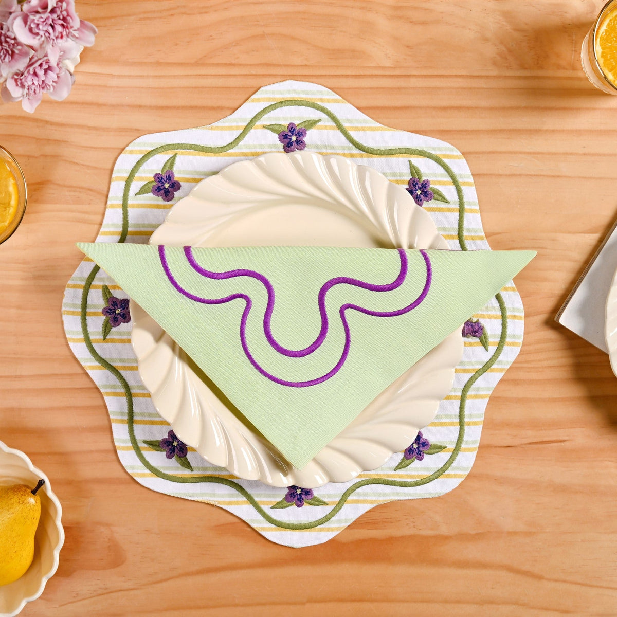 Violet Wave Embroidered Cotton Table Napkin Set Of 6 Nestasia