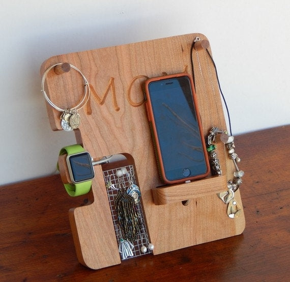 All in 1 Multiutility Mobile, Spectable, Watch & Jewellery Holder Gift Set for Mothers Kafalo