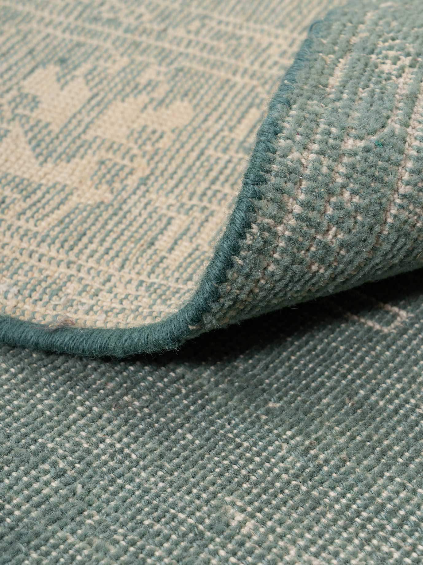 Kukaina Hand Knotted Carpet Contrast Living