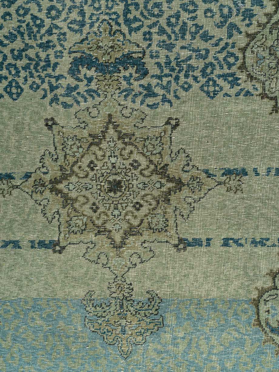 Vezar Hand Knotted Carpet Contrast Living