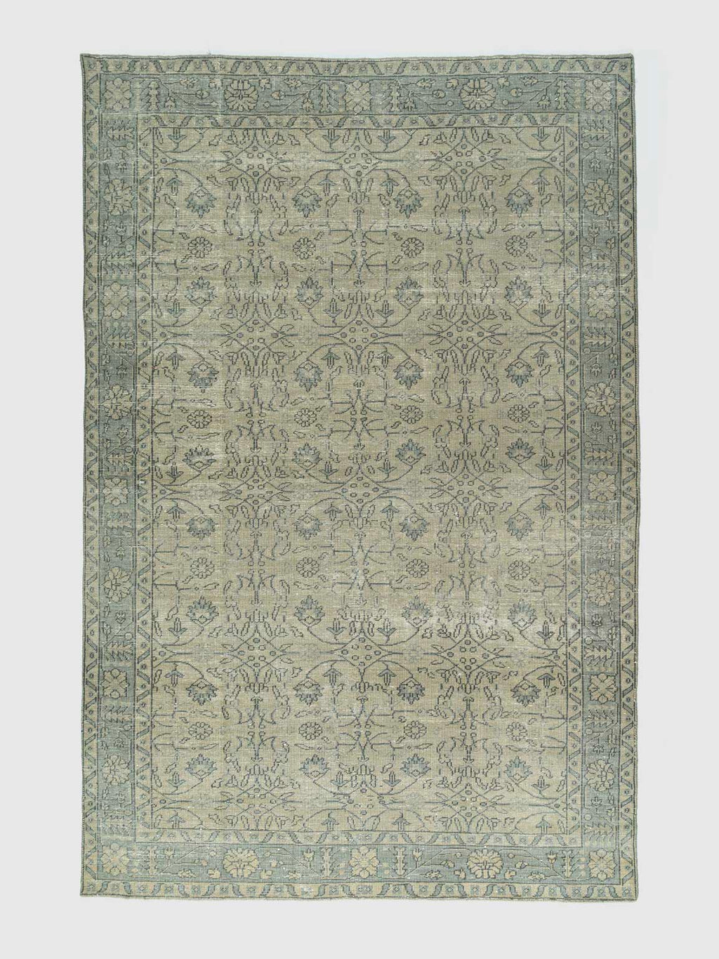 Kular Hand Knotted Carpet Contrast Living