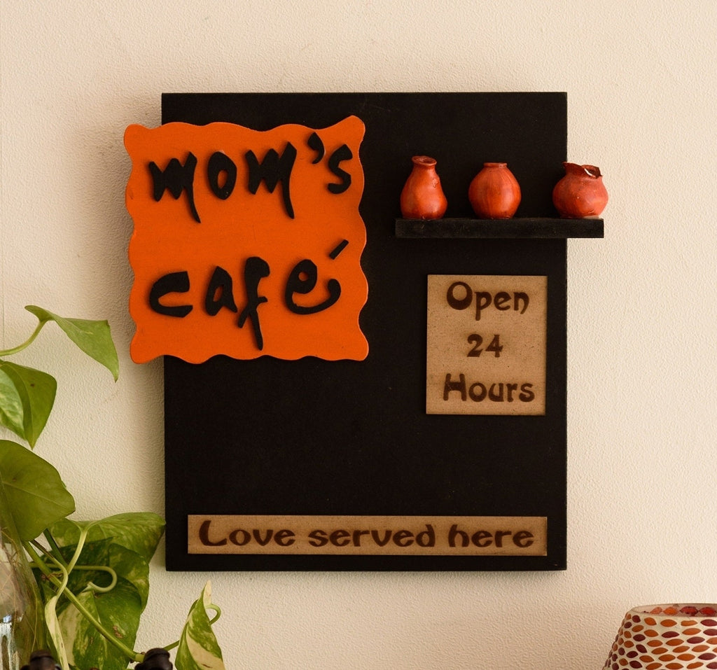 Wooden Mom's Cafe Wall Hanging Kafalo