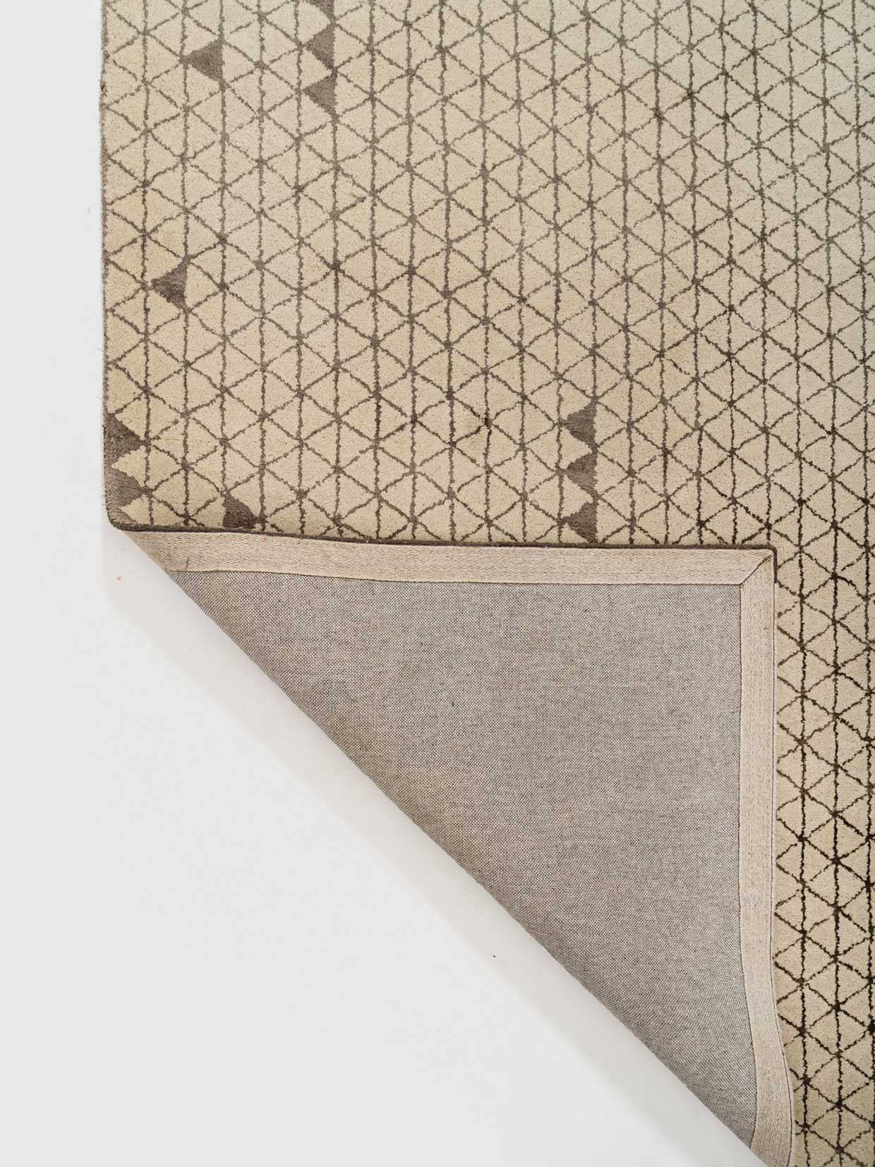 Eloise Wool Tufted Carpet Contrast Living