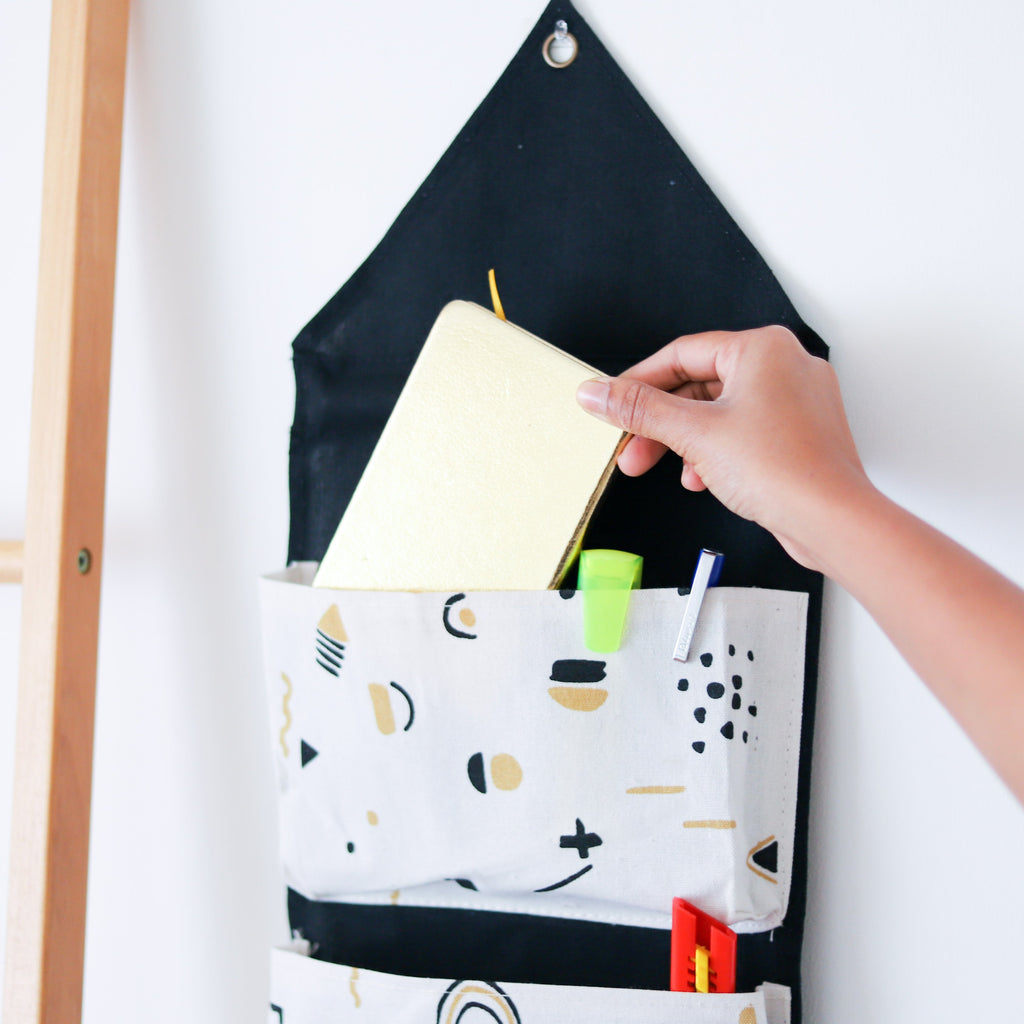 Wall Hanging With Pockets Nestasia