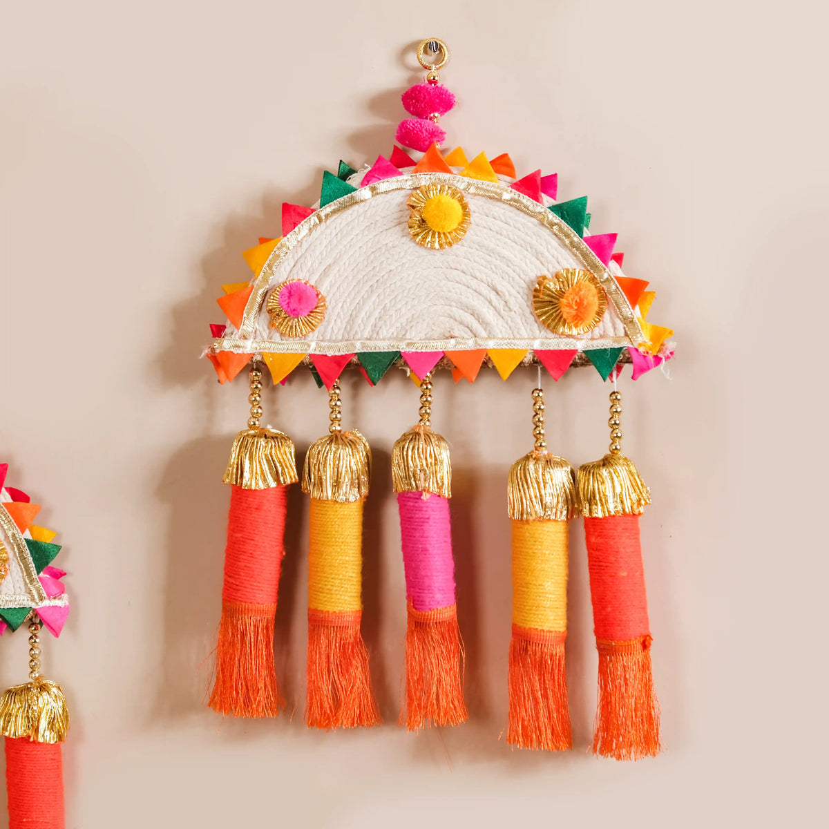 Multicolour Decorative Wall Hanging Set of 2 Nestasia