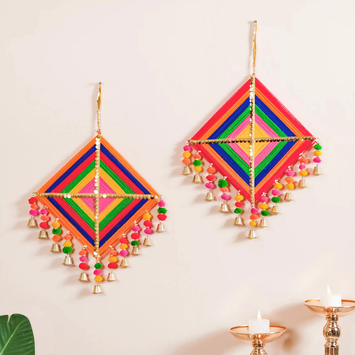 Vibrant Kite Wall Hanging Set of 2 Nestasia