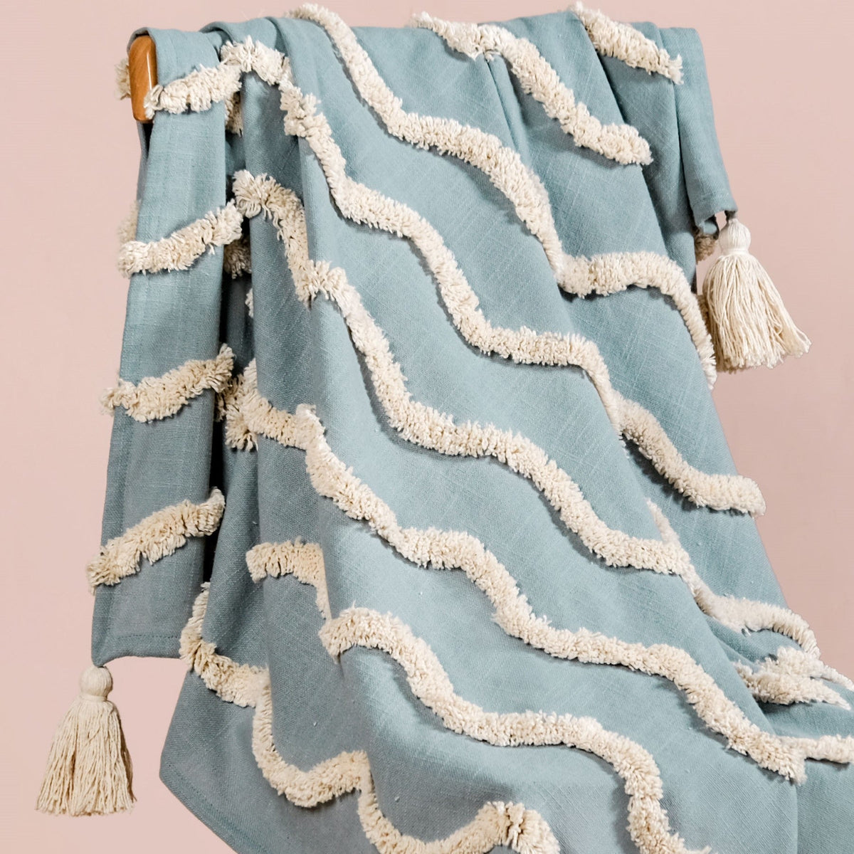 Wave And Weave Pure Cotton Throw Nestasia