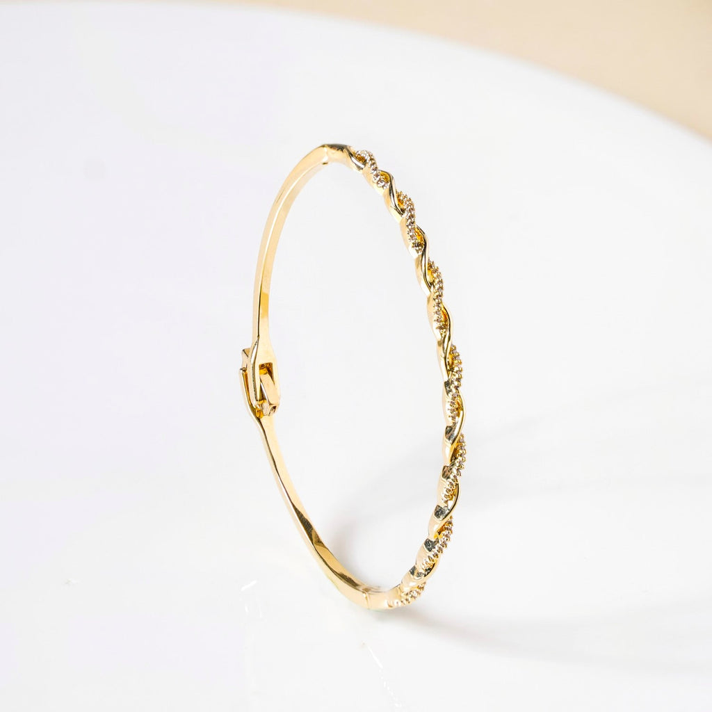 Waves And Swirls Gold Bracelet Nestasia