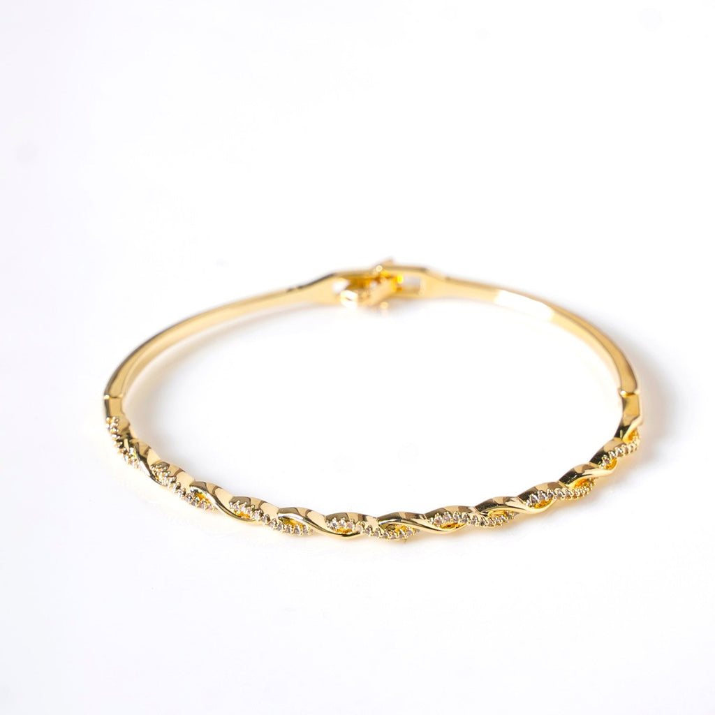 Waves And Swirls Gold Bracelet Nestasia