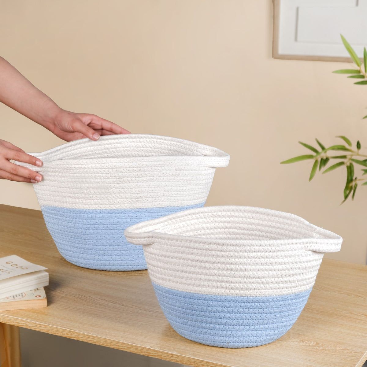 White And Blue Rope Basket Set Of 2 20cm And 18cm Nestasia