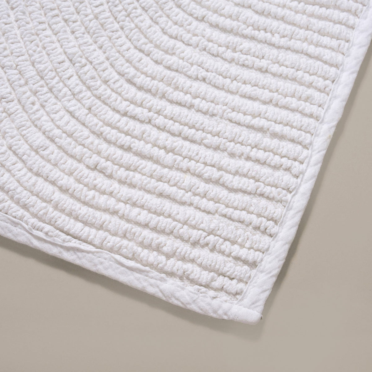 Ribbed Cotton Reversible Floor Mat White 82x50cm Nestasia