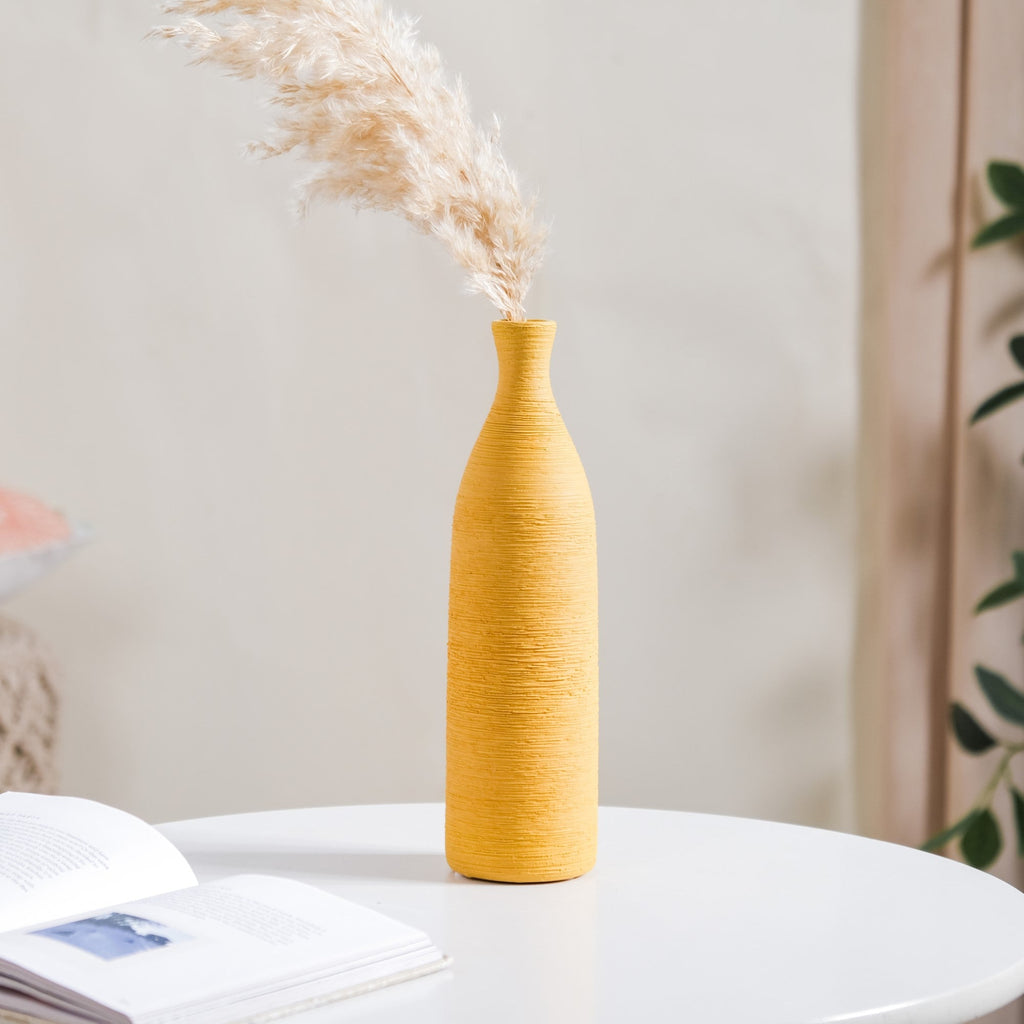 Yellow Textured Ceramic Vase Nestasia