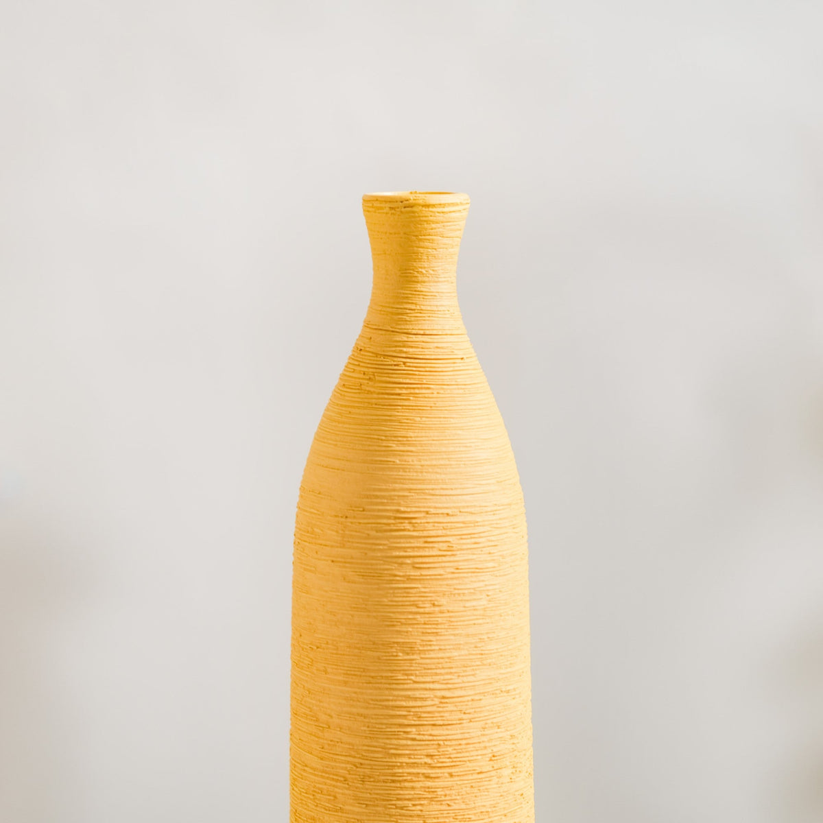 Yellow Textured Ceramic Vase Nestasia