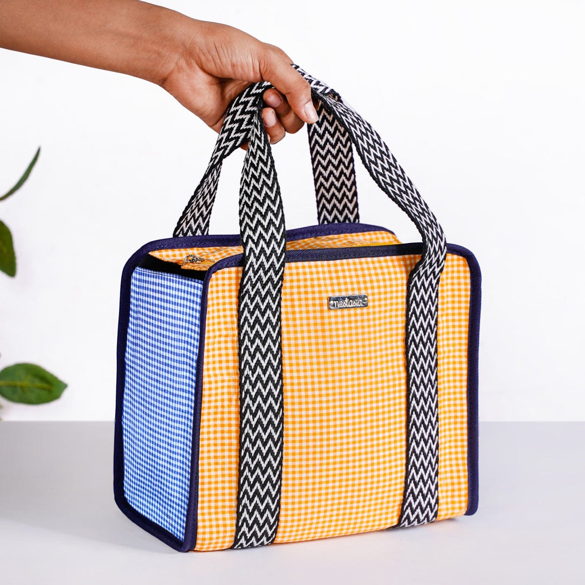 Zesty Checkered Lunch Bag Yellow Nestasia