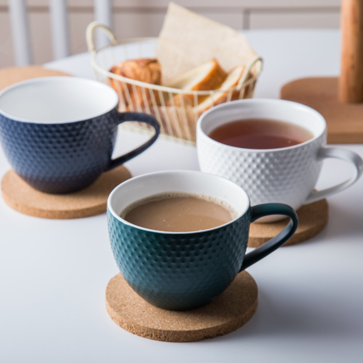 MAGNIFIQUE textured mug with coaster - Green Nestasia