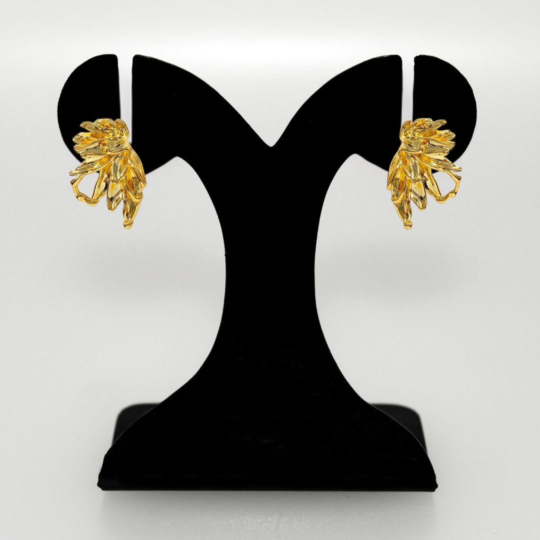 Abstract Wings Stud Earrings Gold Nestasia